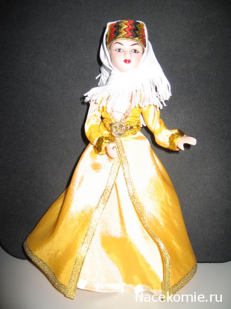 Куклы в народных костюмах №15 Кукла в осетинском девичьем костюме