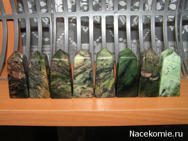 Энергия камней № 75 Хлорит с пиритом (обелиск) фото, обсуждение