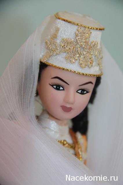 Куклы в народных костюмах №15 Кукла в осетинском девичьем костюме