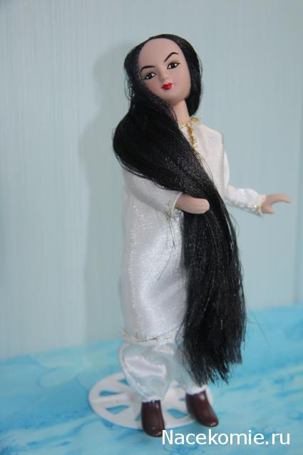 Куклы в народных костюмах №15 Кукла в осетинском девичьем костюме