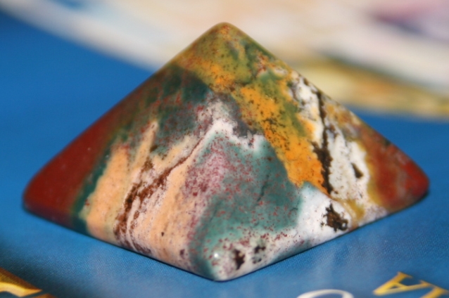 Энергия камней № 86 Шоколадная яшма (пирамида) фото, обсуждение