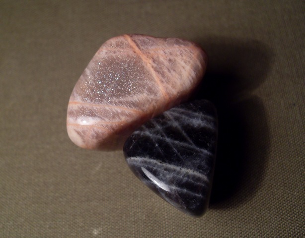 Энергия камней № 89 Анортозит (окатанный камень)  фото, обсуждение