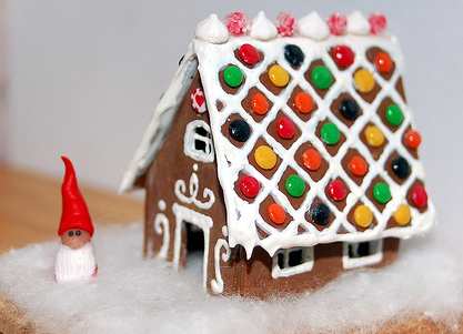 Новый год, Рождество и другие праздники в миниатюре