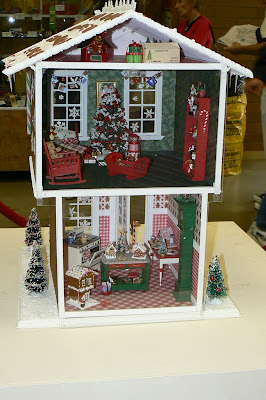 Новый год, Рождество и другие праздники в миниатюре