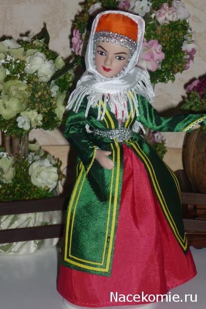 Куклы в народных костюмах №20 Кукла в армянском праздничном костюме