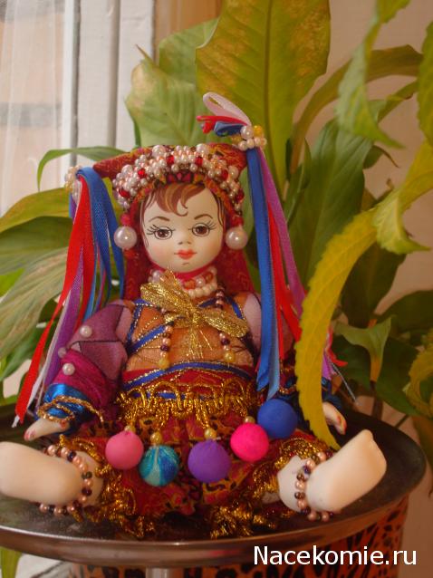 Куклы в этнических костюмах