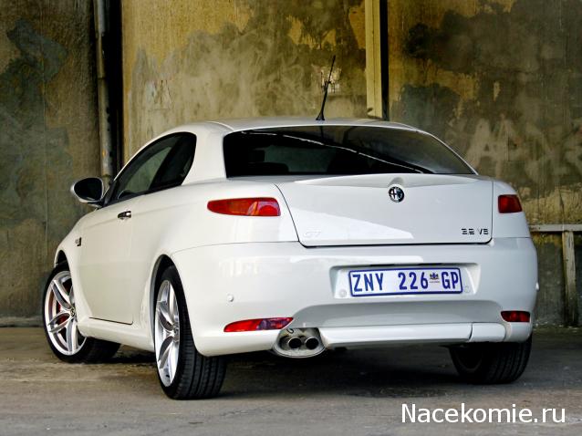 Суперкары №44 Alfa Romeo GT 3.2 V6 24V