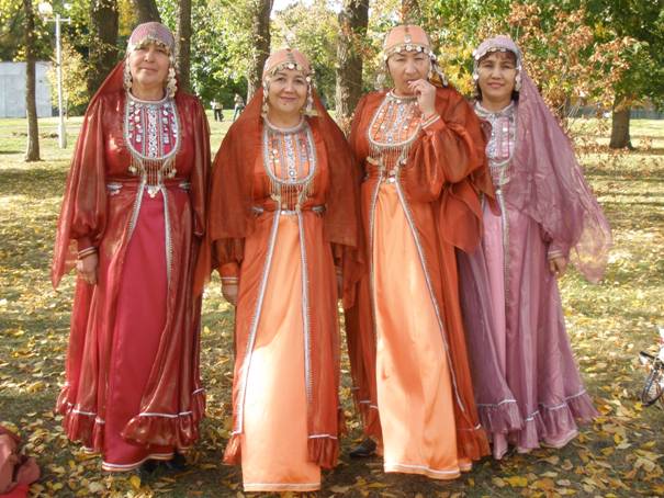 Куклы в народных костюмах №19 Кукла в башкирском праздничном костюме