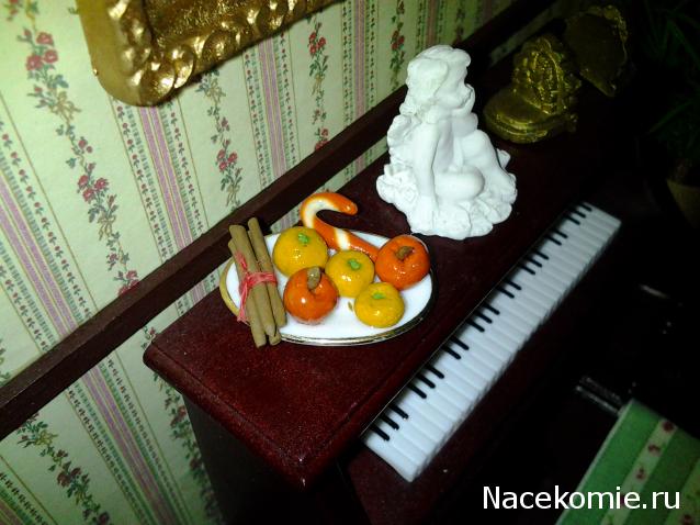 Новый год, Рождество и другие праздники в миниатюре