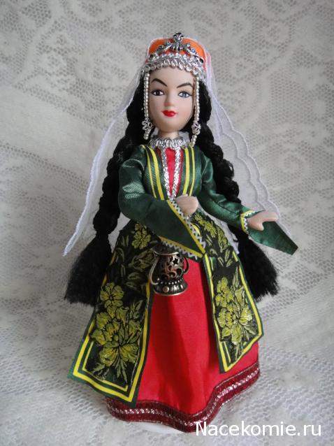 Куклы в народных костюмах №20 Кукла в армянском праздничном костюме