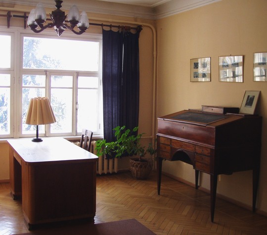 Мебель и аксессуары для кукольного дома НЕ ИЗ ЖУРНАЛА