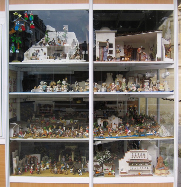 Мебель и аксессуары для кукольного дома НЕ ИЗ ЖУРНАЛА