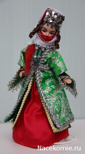 Куклы в народных костюмах №20 Кукла в армянском праздничном костюме