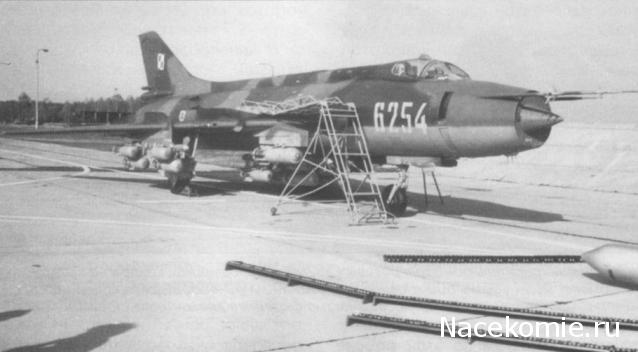 Легендарные самолеты №51   Су-17м4    - фото модели, обсуждение