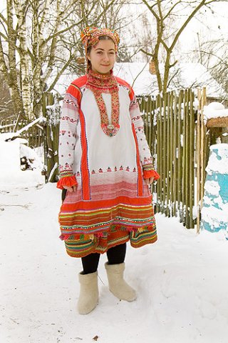 Куклы в народных костюмах №21 Кукла в праздничном костюме Калужской губернии