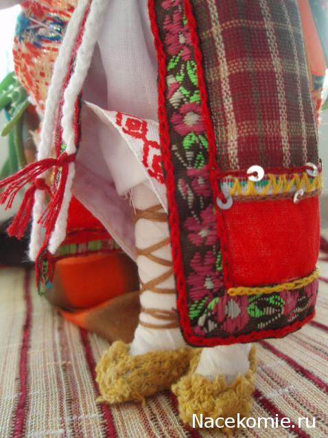 Куклы в народных костюмах №21 Кукла в праздничном костюме Калужской губернии