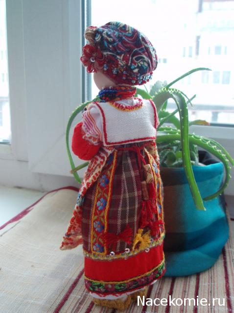 Куклы в народных костюмах №21 Кукла в праздничном костюме Калужской губернии