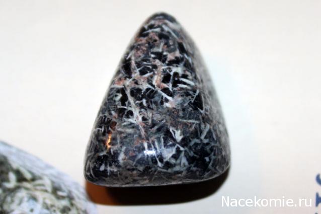 Энергия камней № 101 Цветочная яшма (окатанный камень) фото, обсуждение