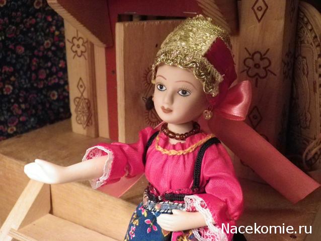 Куклы в народных костюмах №25 Кукла в летнем костюме Новгородской губернии