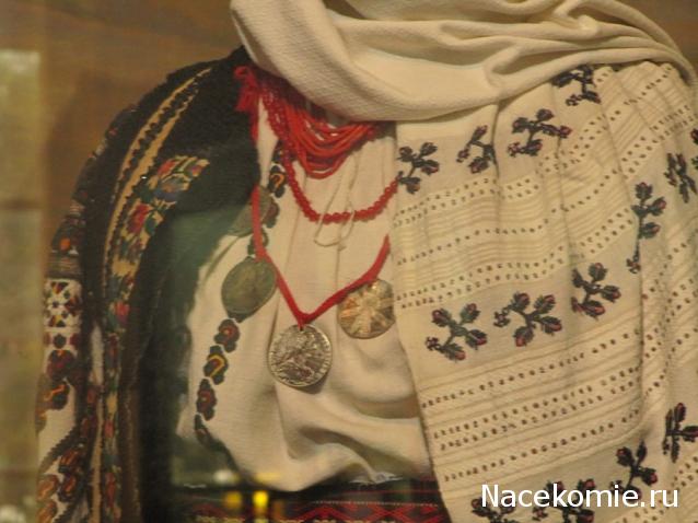 Куклы в народных костюмах №24 Кукла в молдавском летнем костюме