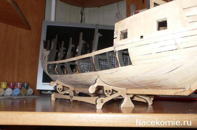 Собери Чёрную Жемчужину. Сборка корпуса.