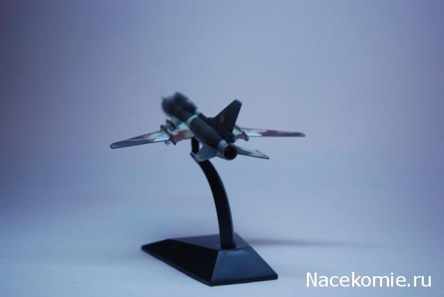 Легендарные самолеты №51   Су-17м4    - фото модели, обсуждение