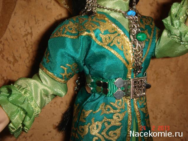 Куклы в народных костюмах №28 Кукла в казахском праздничном костюме