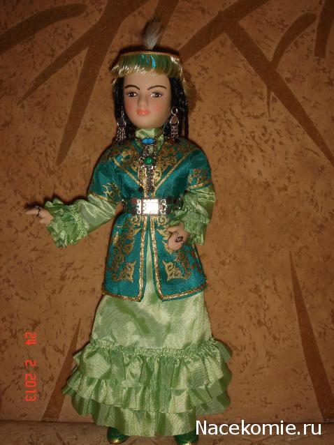 Куклы в народных костюмах №28 Кукла в казахском праздничном костюме