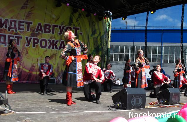 Куклы в народных костюмах №27 Кукла в чувашском девичьем костюме