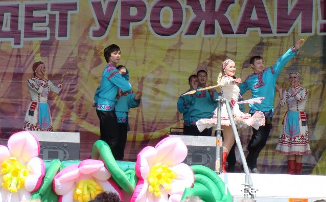 Куклы в народных костюмах №27 Кукла в чувашском девичьем костюме