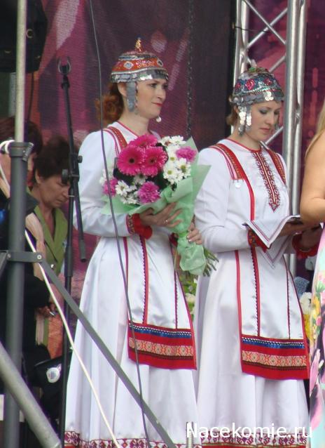 Куклы в народных костюмах №27 Кукла в чувашском девичьем костюме