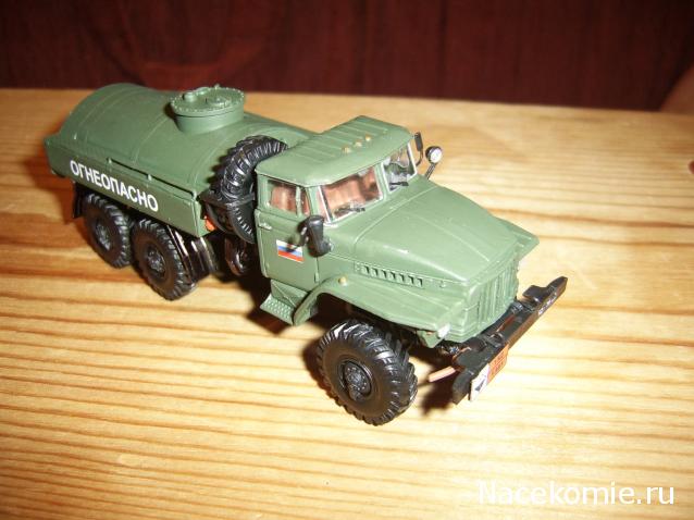 Фото наших коллекций бронетехники