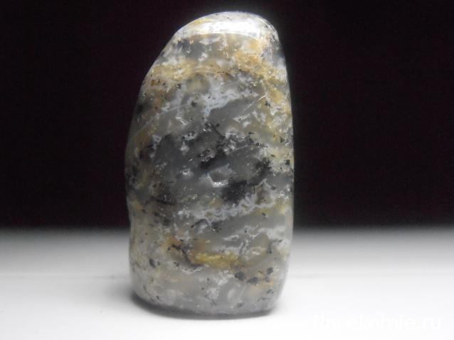 Энергия камней №111 Моховой опал (окатанный камень) фото, обсуждение