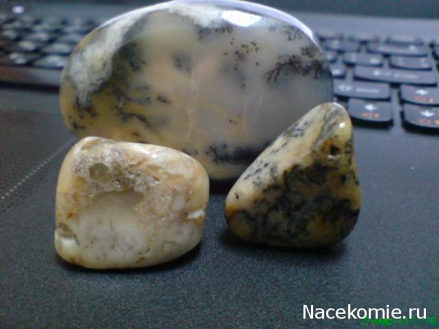 Энергия камней №111 Моховой опал (окатанный камень) фото, обсуждение