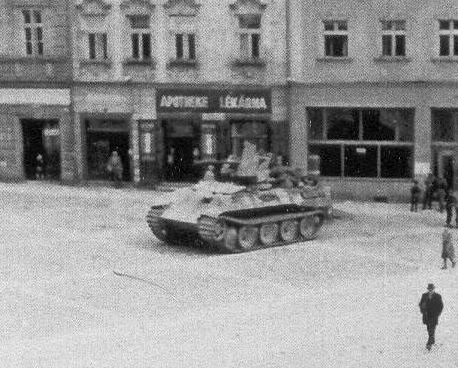 Танки Мира №11 SHERMAN M4 против PANTHER (SD.KFZ.171) 2 модели