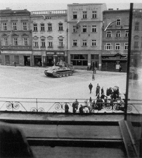 Танки Мира №11 SHERMAN M4 против PANTHER (SD.KFZ.171) 2 модели