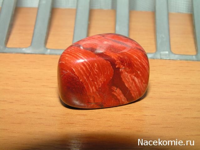 Энергия камней №115 Тигровая яшма (окатанный камень) фото, обсуждение