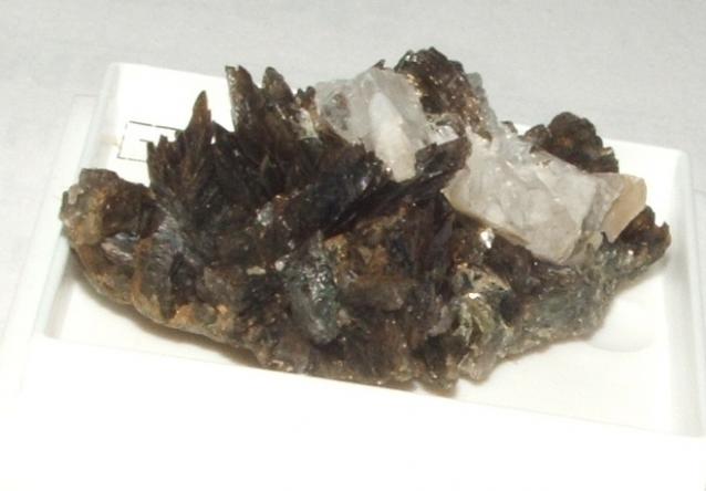 Коллекция камней Lar