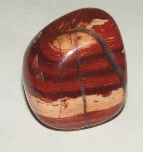 Энергия камней №115 Тигровая яшма (окатанный камень) фото, обсуждение