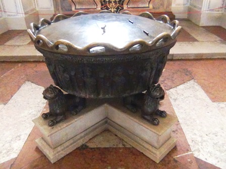 Lessy - Мое удовольствие (Monplaisir Palace)