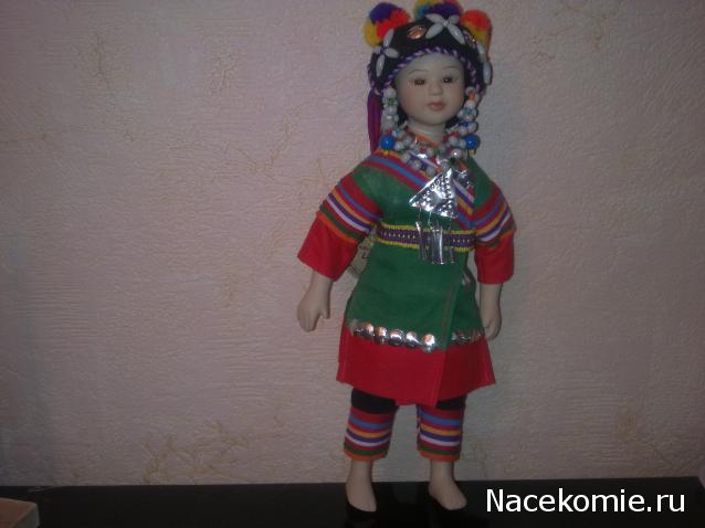Куклы в этнических костюмах