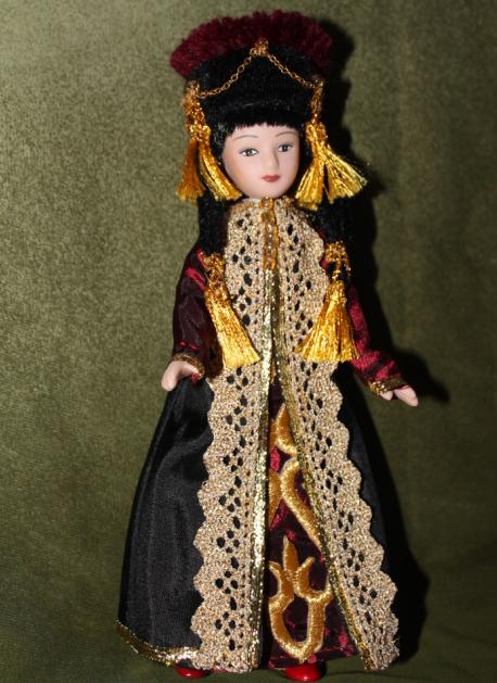 Куклы в народных костюмах №7 Кукла в калмыцком праздничном костюме