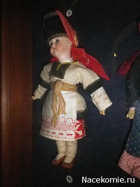 Куклы в этнических костюмах