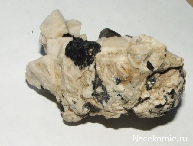 Коллекция камней Lar