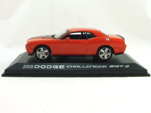 Суперкары №60 Dodge Challenger SRT-8