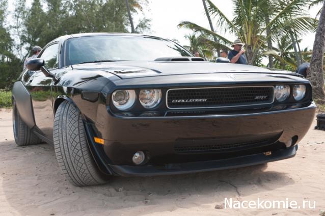 Суперкары №60 Dodge Challenger SRT-8