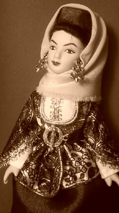 Куклы в народных костюмах №32 Кукла в азербайджанском праздничном костюме