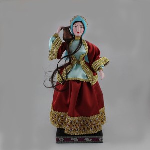 Куклы в народных костюмах №32 Кукла в азербайджанском праздничном костюме