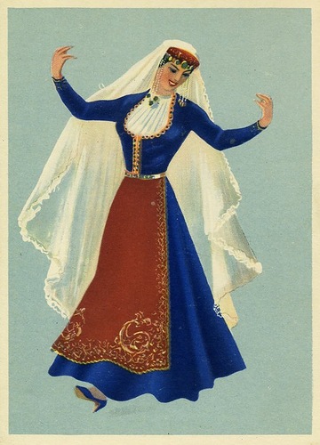 Куклы в народных костюмах №20 Кукла в армянском праздничном костюме