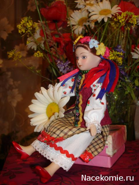 Куклы в народных костюмах №4 Кукла в летнем костюме Киевской губернии